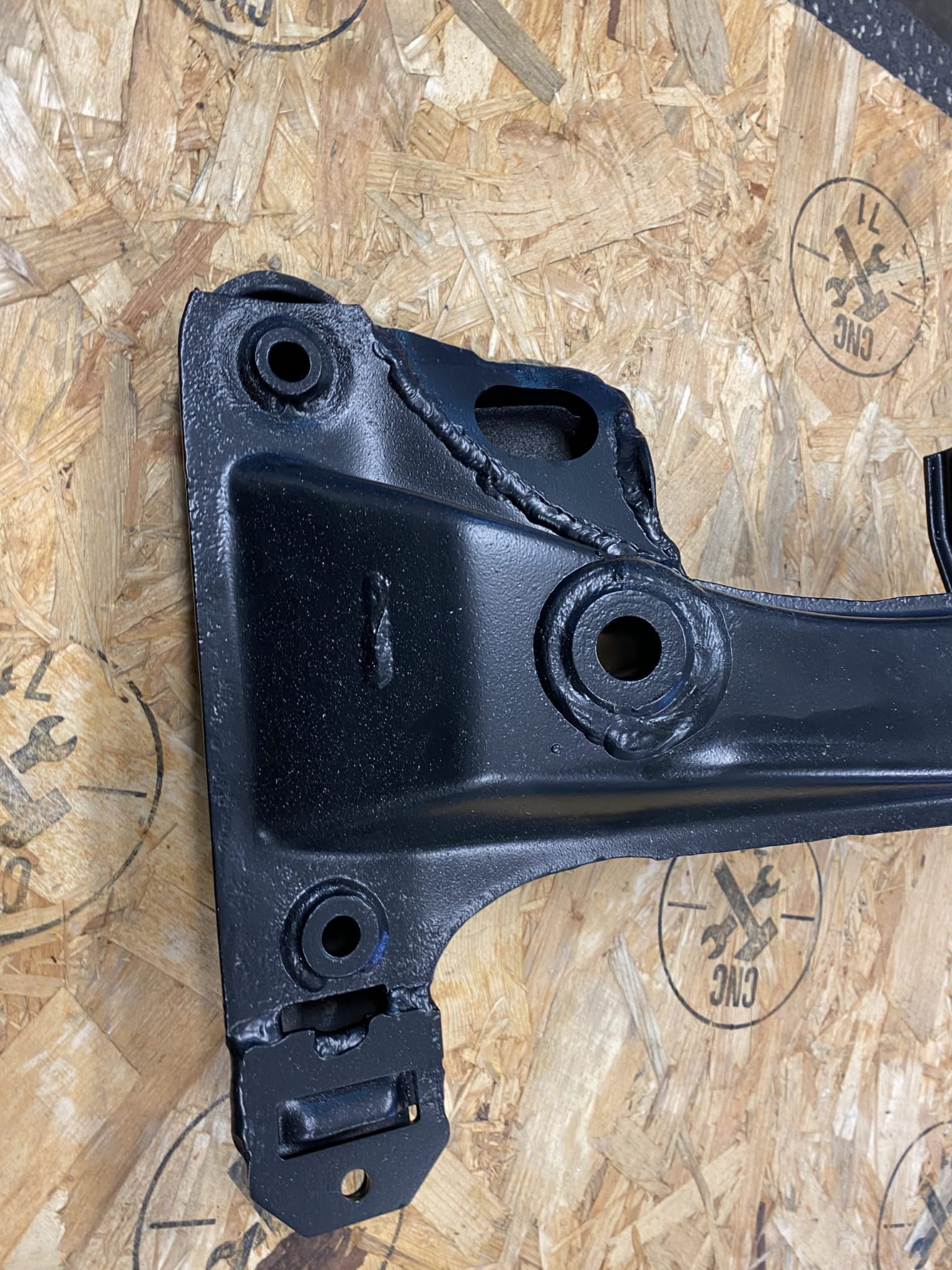 Výstuhy predného nosníka BMW E30 – front beam reinforcement