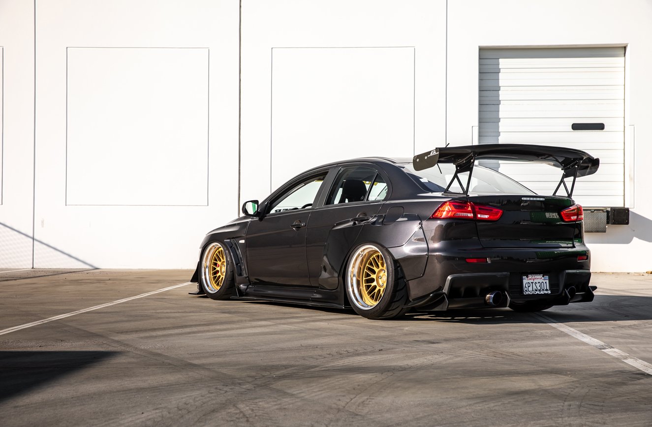 Mitsubishi Lancer EVO X Zadný difúzor