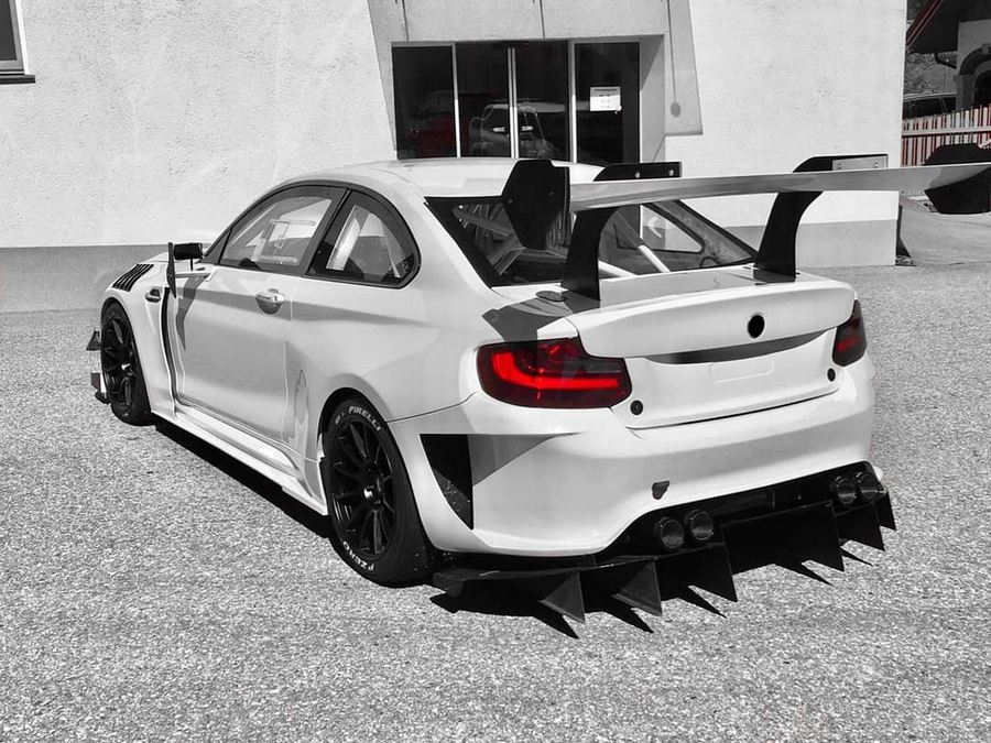 GT2 DTM Zadné Krídlo (180 cm / GFRP alebo CFRP)