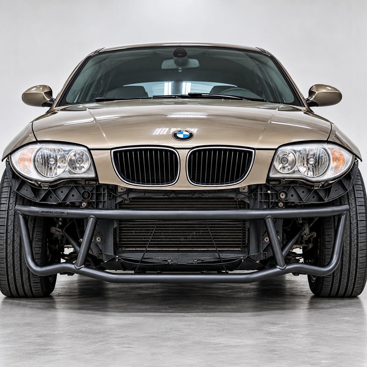 Predný bash bar BMW E8X M-paket MandaCustom