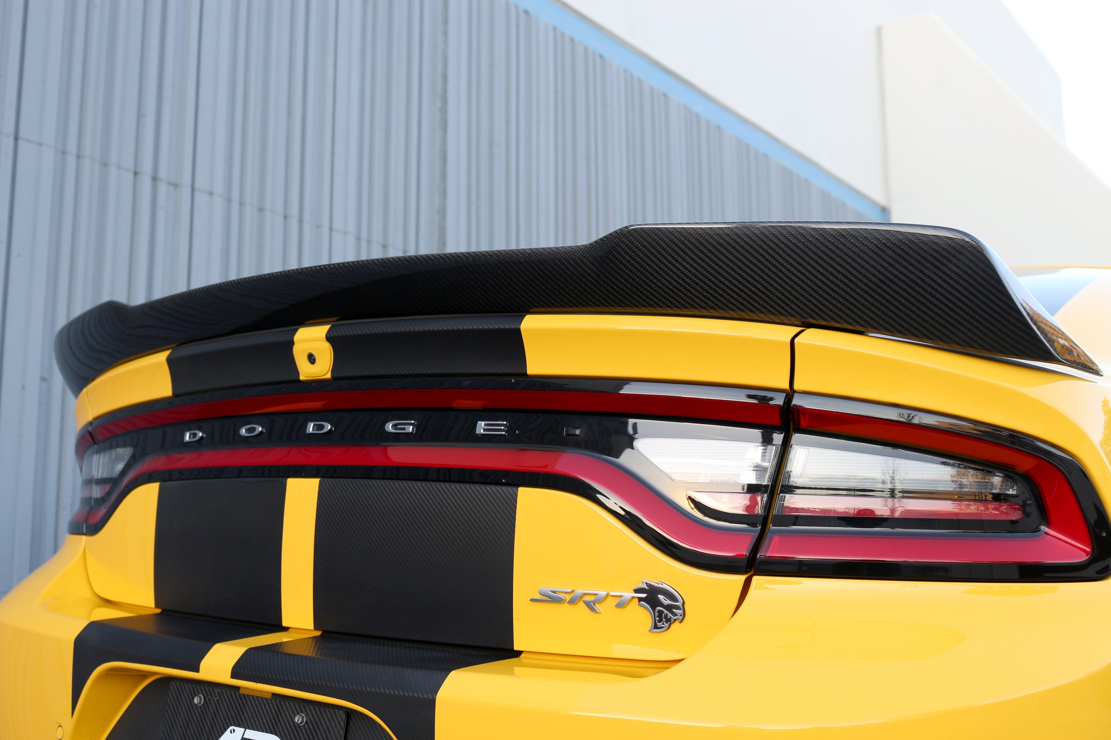 Karbónový zadný spoiler APR Dodge Charger Hellcat (2015–2023)