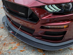 Karbonový predný splitter APR pre Ford Saleen Mustang – vrátane montážnych tyčí