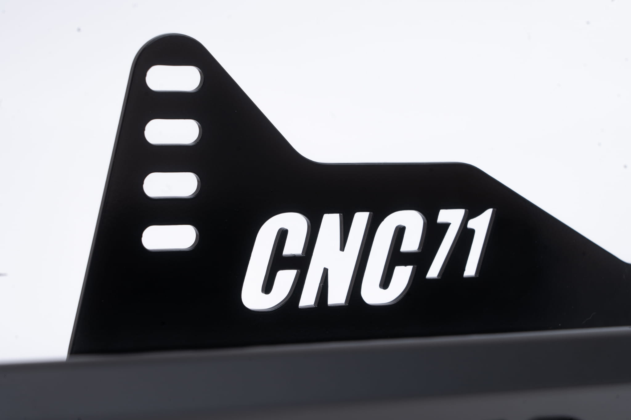 Univerzálne bočné držiaky sedačky (bucket seat mounts) – racing CNC71