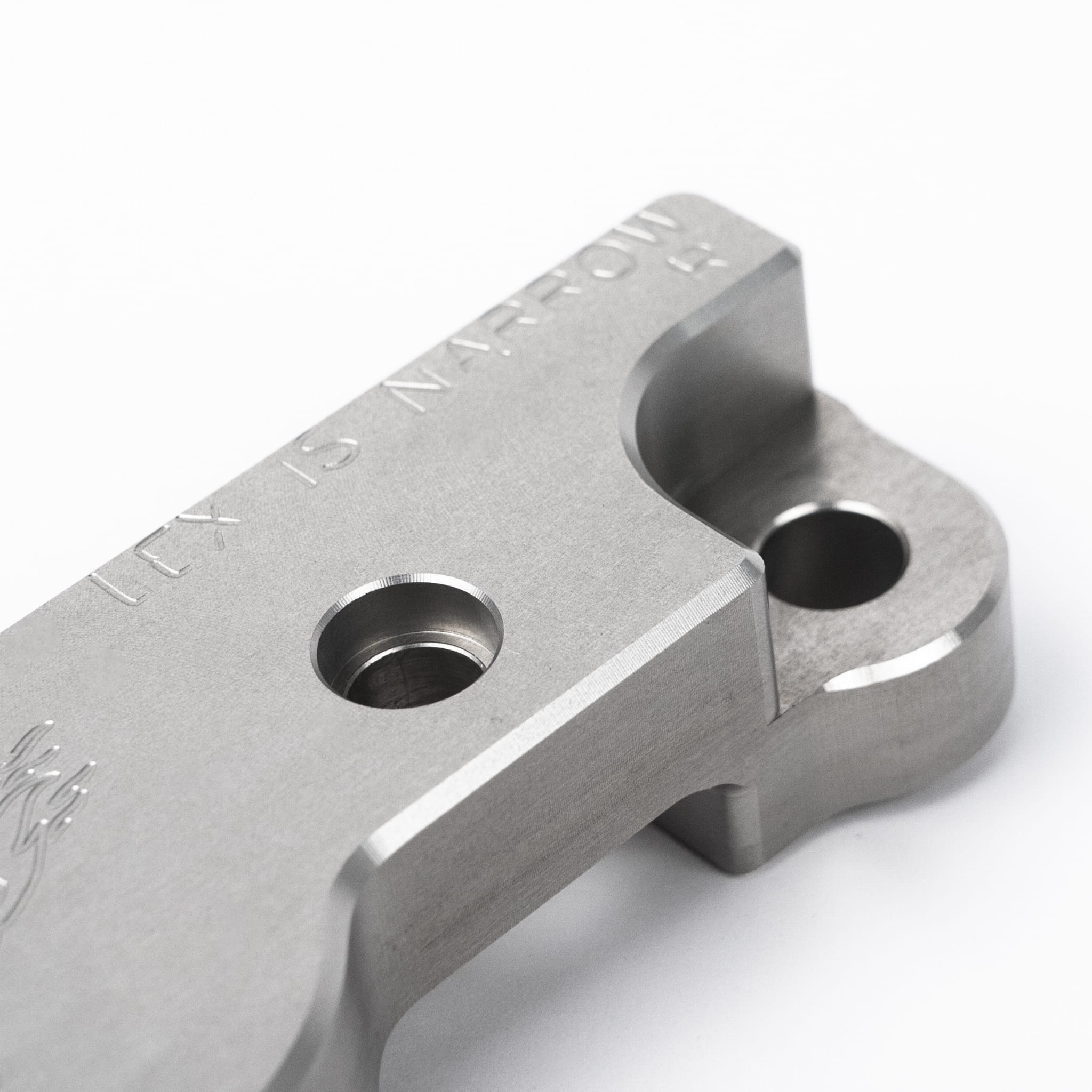 Lock adaptéry Lexus IS200 / IS300 – zvýšený uhol riadenia (drift angle kit)