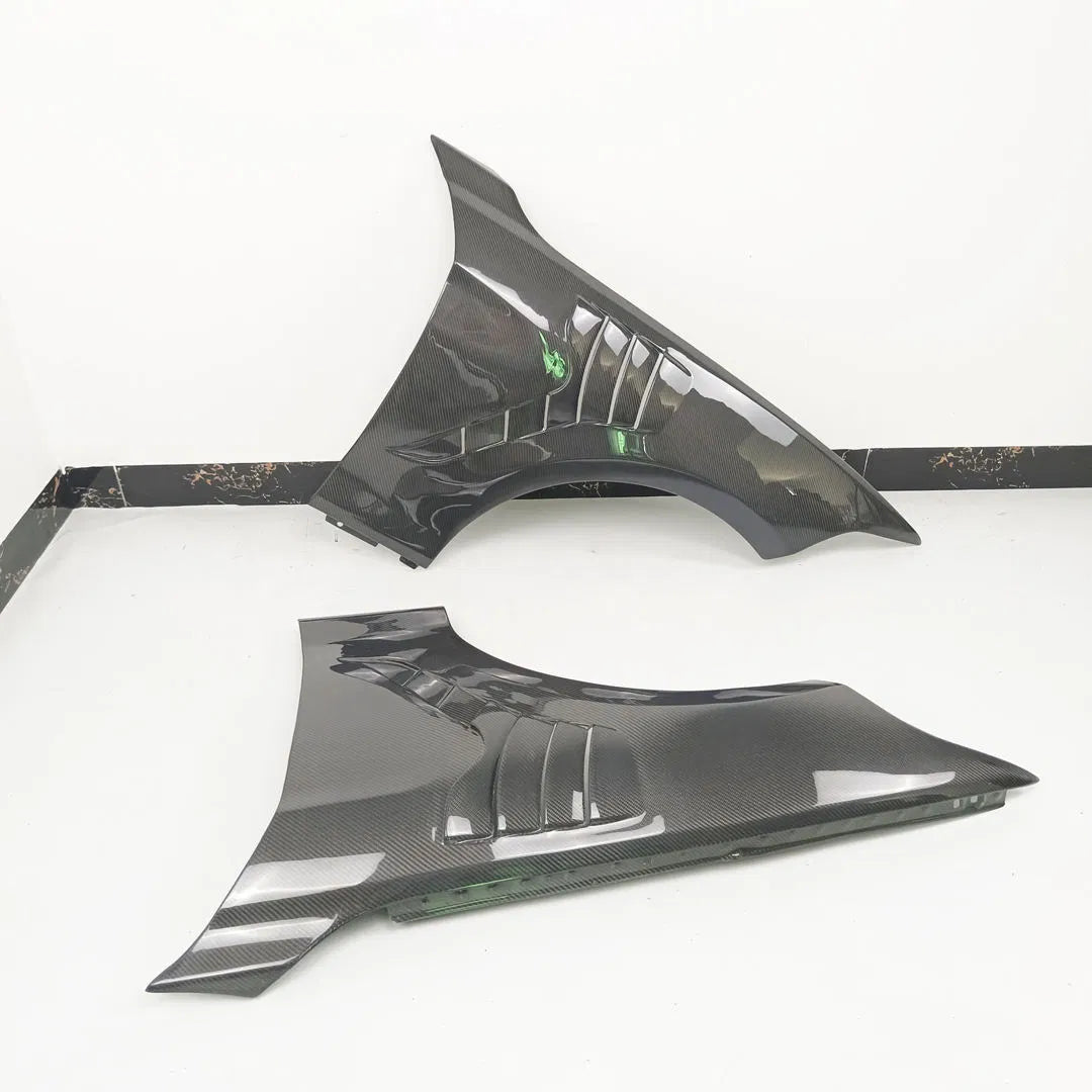 Karbónové blatníky s výduchmi pre BMW F20 F21 2011–2019