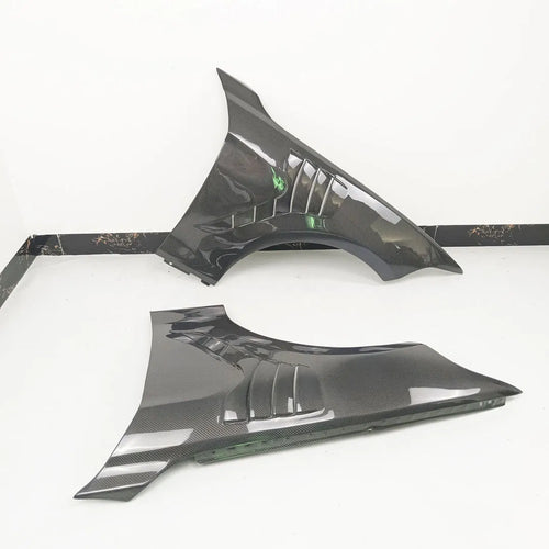 Karbónové blatníky s výduchmi pre BMW F20 F21 2011–2019