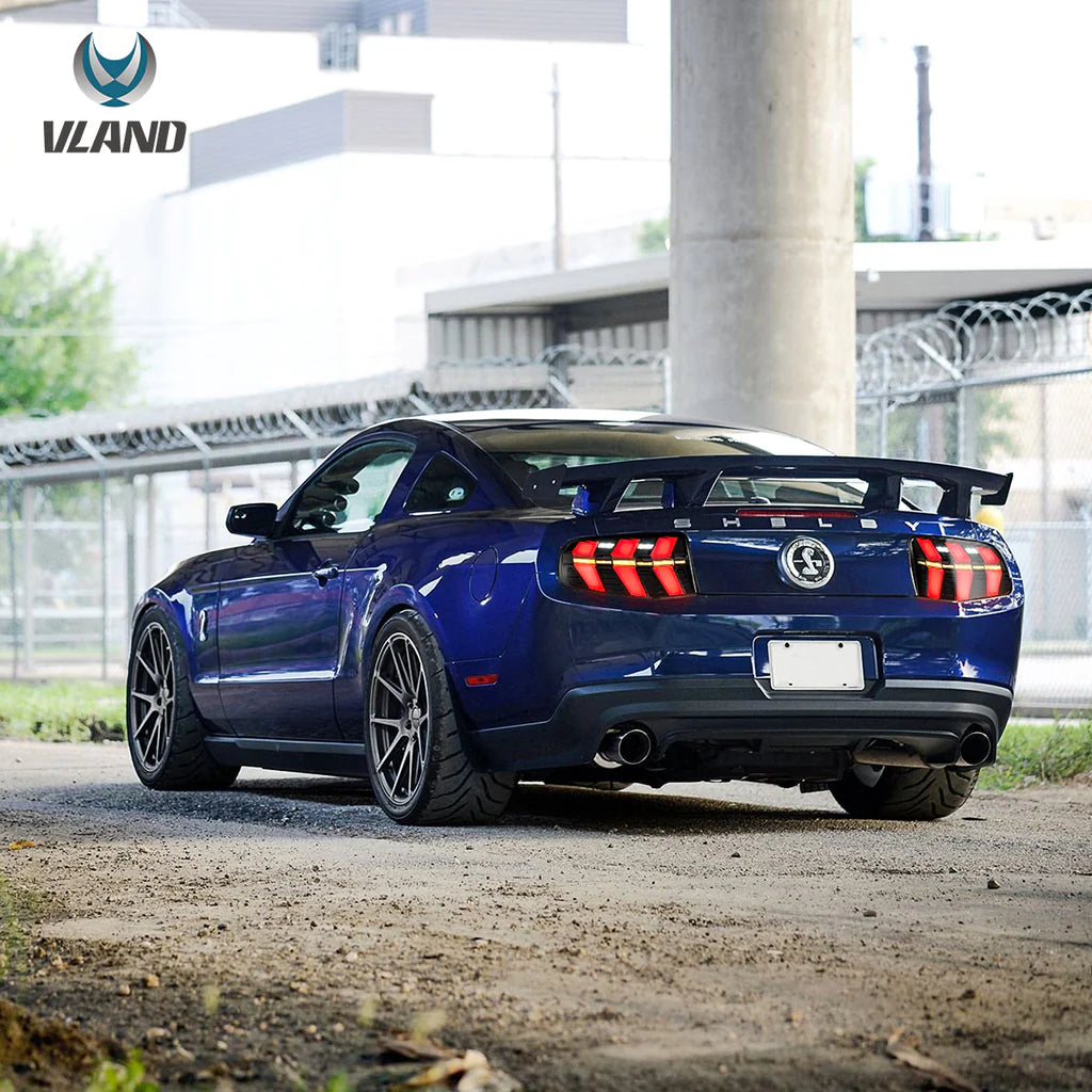 Zadné LED svetlá Ford Mustang (2011–2013) – sekvenčné