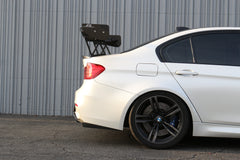 BMW F80 / F32 GTC-300 karbónové nastaviteľné krídlo 2014-2020