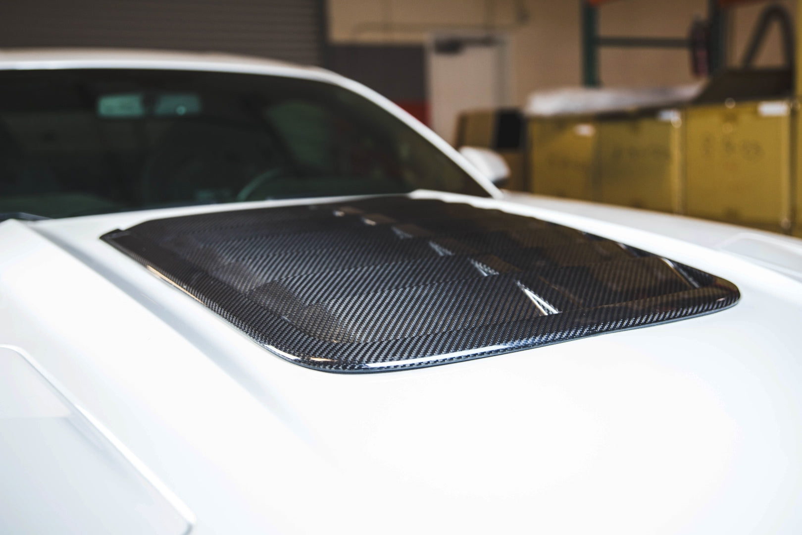 Karbónové odvetranie kapoty APR Ford Mustang (2015–2017)