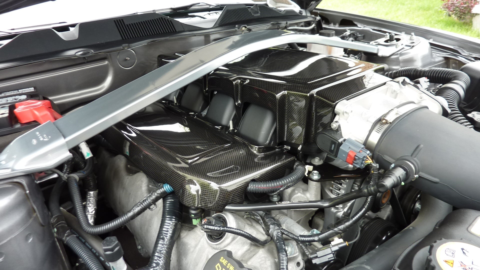 Karbónový kryt sania motora Ford Mustang GT 2005-2009