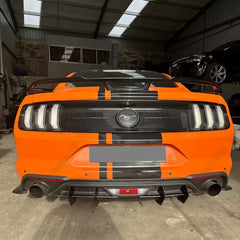 Rear Diffuser + Side Splitters Ford Mustang 2018–2021 | Zadný difúzor 6 fins