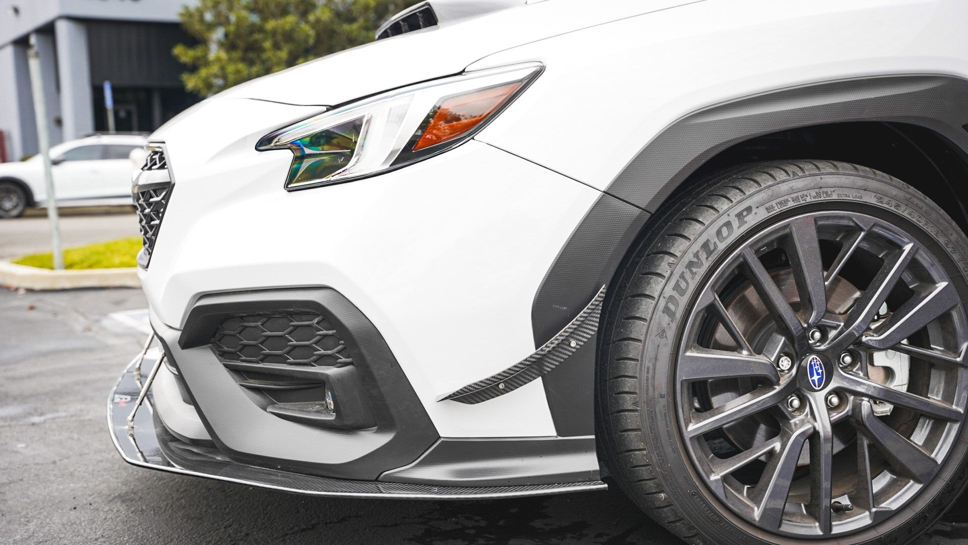 Karbónový predný splitter s tyčami Subaru WRX (2022–2023)