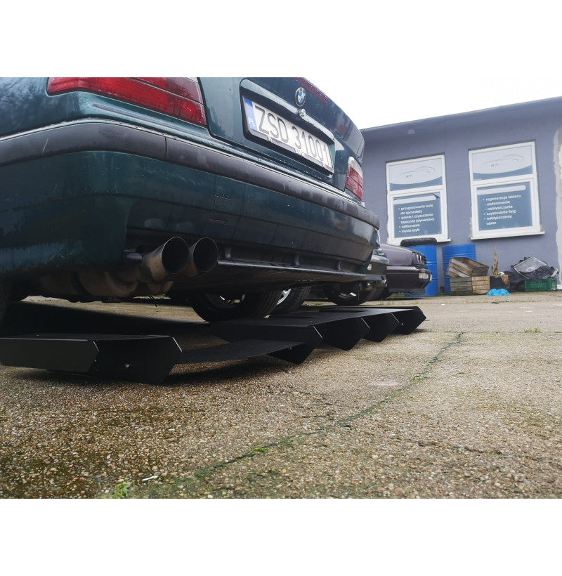 Difúzor zadného nárazníka BMW E36 M-package / M3 – nastaviteľný hliníkový
