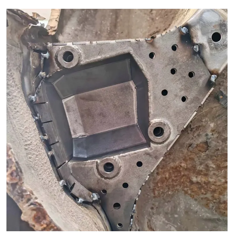 BMW E36 – výstuhy uloženia zadného vlečeného ramena (rear trailing arm pocket reinforcement kit)
