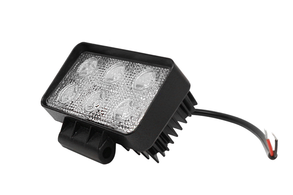 LED pracovné svetlo 18W, IP67, 6000K, 30° – pre off-road, poľnohospodárske a stavebné stroje