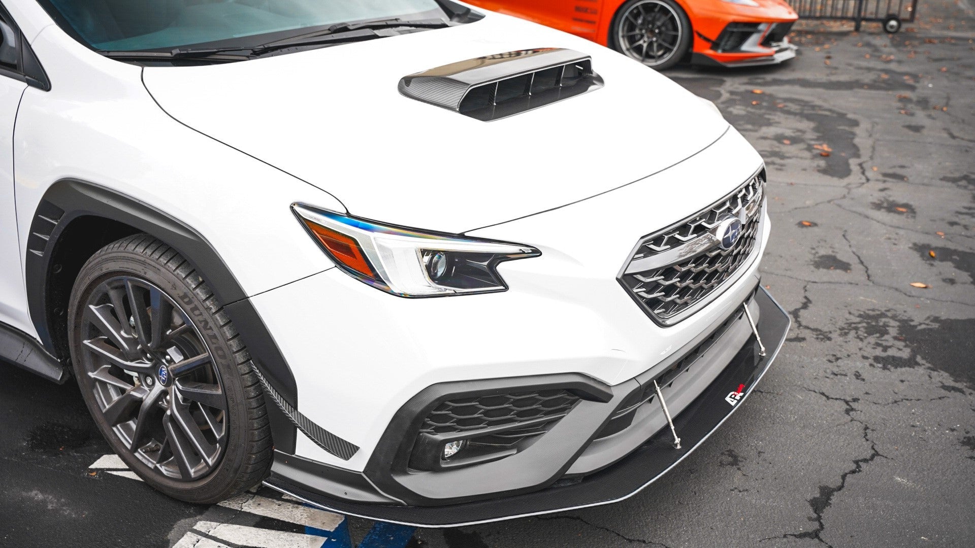 Karbónový predný splitter s tyčami Subaru WRX (2022–2023)
