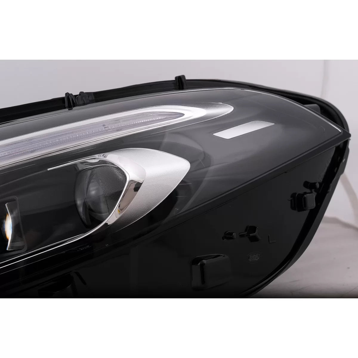 Full LED svetlomety pre Mercedes A W177 / V177 (18–22) – konverzia z Xenónu