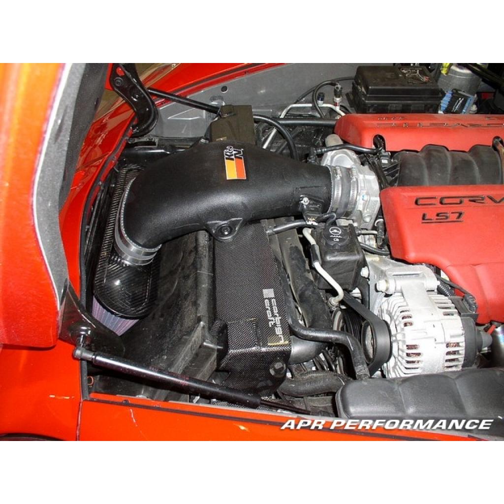 Karbonový kryt chladiča APR pre Chevrolet Corvette C6 – radiator cooling shroud