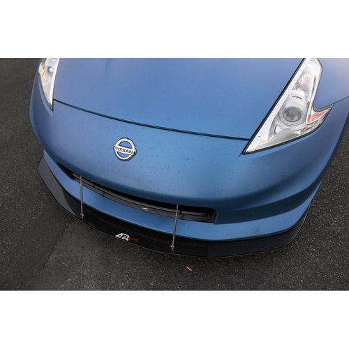 Karbonový predný splitter APR pre Nissan 370Z Nismo – vrátane montážnych tyčí