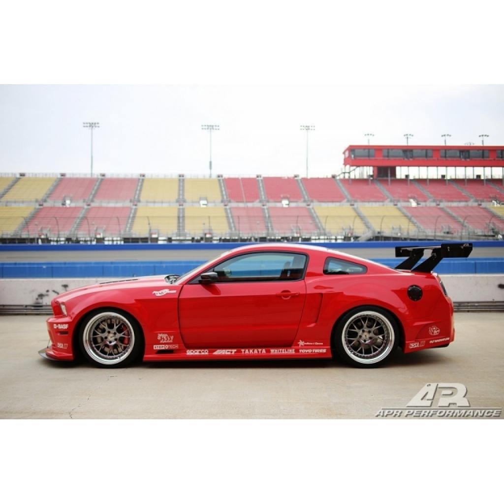 Ford Mustang 5.0 Widebody karbónový aero kit 2010-2012