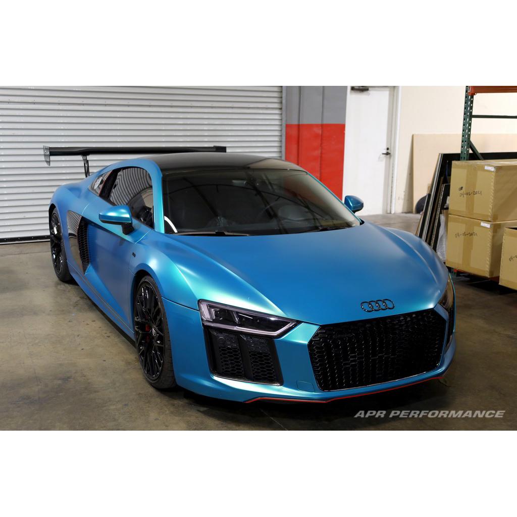Karbónové nastaviteľné krídlo Audi R8 (2016–2022) GTC-500 71" chassis mount