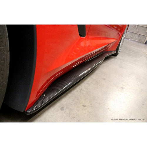 Karbonové bočné rozšírenia prahov APR pre Chevrolet Corvette C7 Z06 (2015–2020) – side rocker extensions