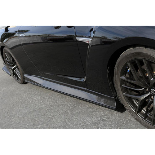 Karbonové bočné rozšírenia prahov APR pre Nissan GT-R (2017+) – side rocker extensions