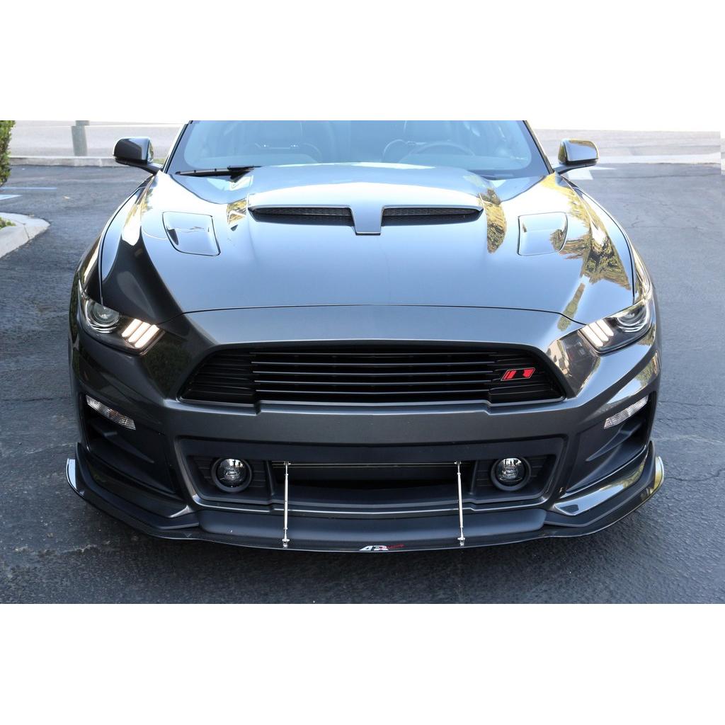 Karbonový predný splitter APR pre Ford Mustang Performance Package – vrátane montážnych tyčí