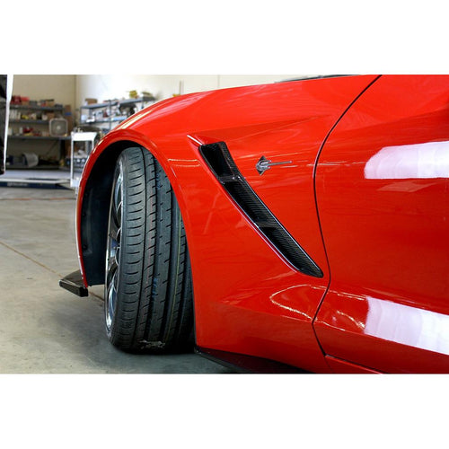 Karbonové výduchy blatníkov APR pre Chevrolet Corvette C7 (2014–2019) – fender vents