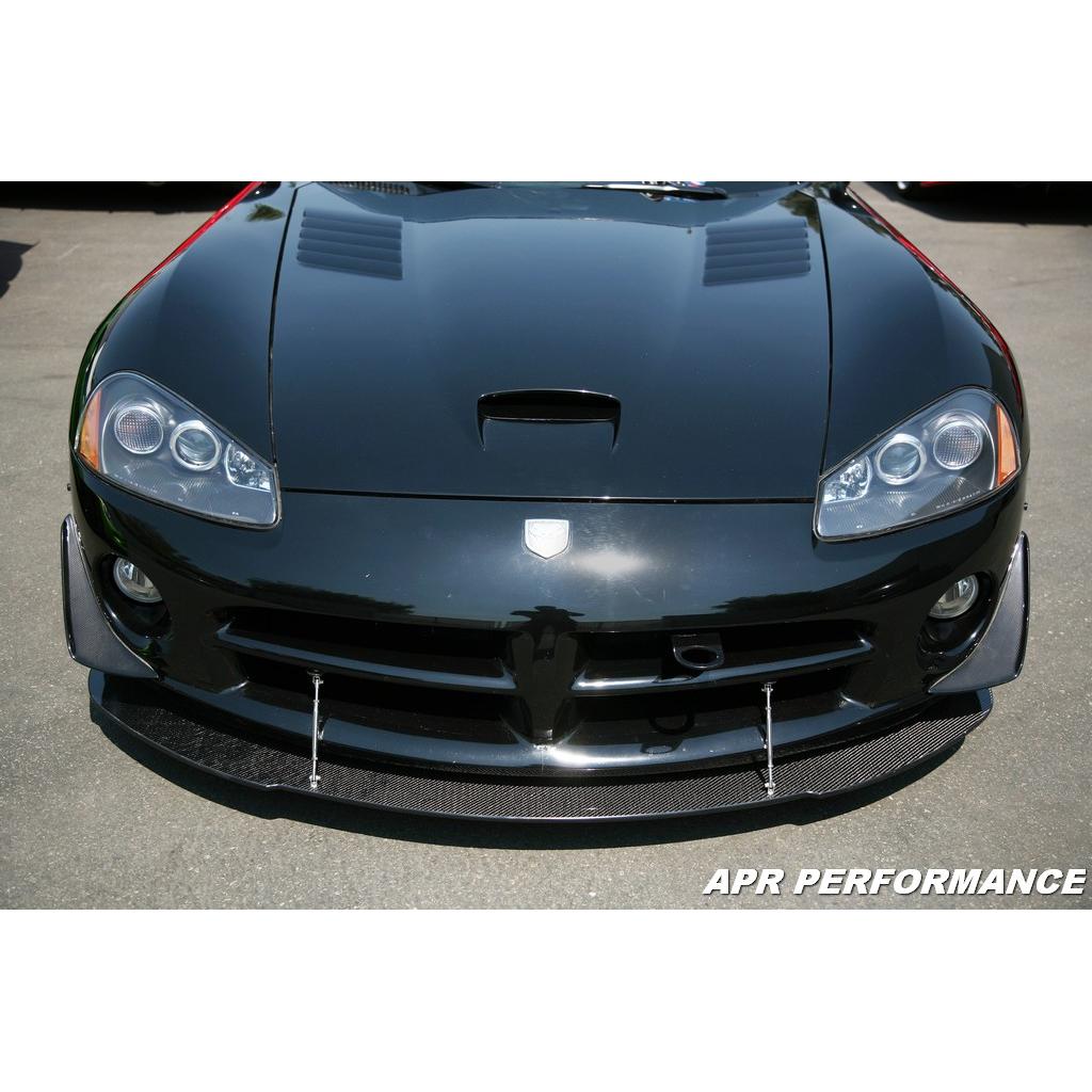 Karbonový predný splitter APR Honeycomb pre Dodge Viper (2003–2010) – vrátane montážnych tyčí