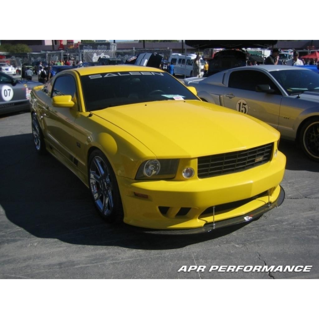 Karbonový predný splitter APR pre Ford Mustang Shelby GT / California Special – vrátane montážnych tyčí
