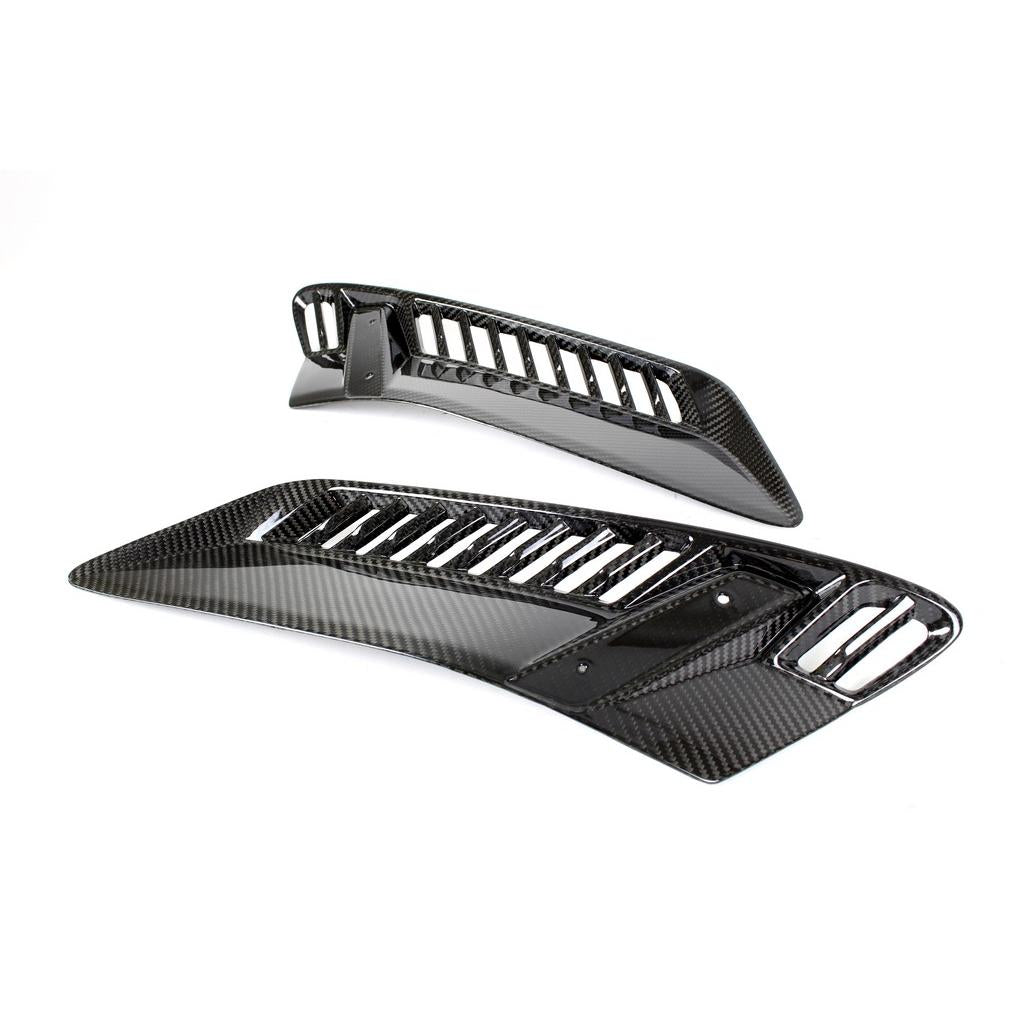 Karbonové výduchy blatníkov APR pre Chevrolet Corvette C7 / Z06 (2015–2019) – fender vents