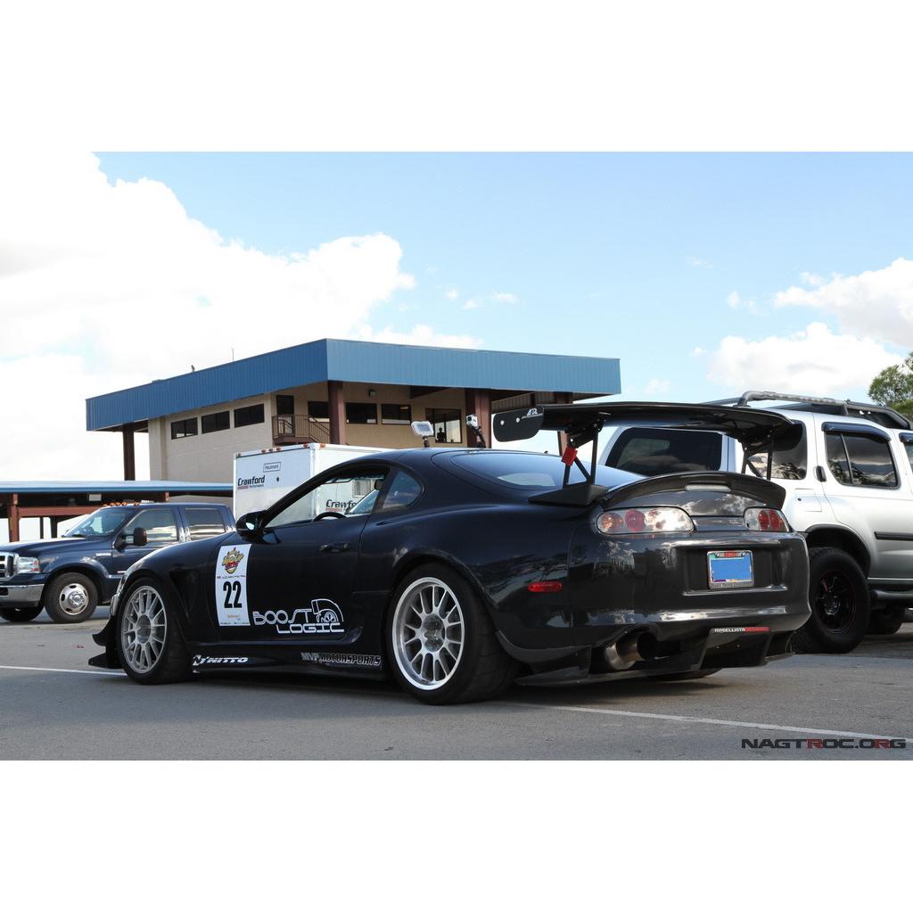 APR GTC-500 karbónové nastaviteľné krídlo 71" pre Toyota Supra MK4 (1993–1999)