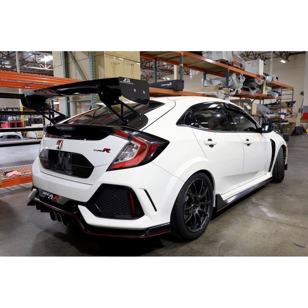 Honda Civic Type R FK8 GTC-300 karbónové nastaviteľné krídlo 2017-2022