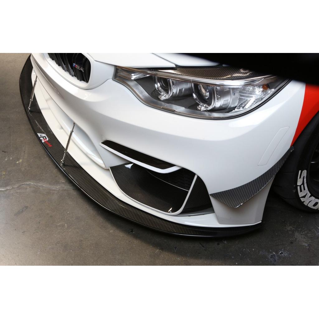 Karbonové canardy APR pre BMW M3 F80 / M4 F82 – predný nárazník