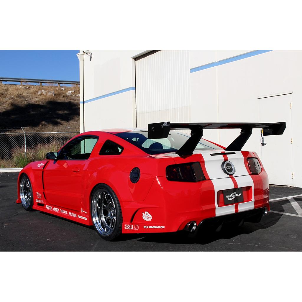 Karbónové nastaviteľné krídlo Ford Mustang GT-250 (2010–2014) 71"