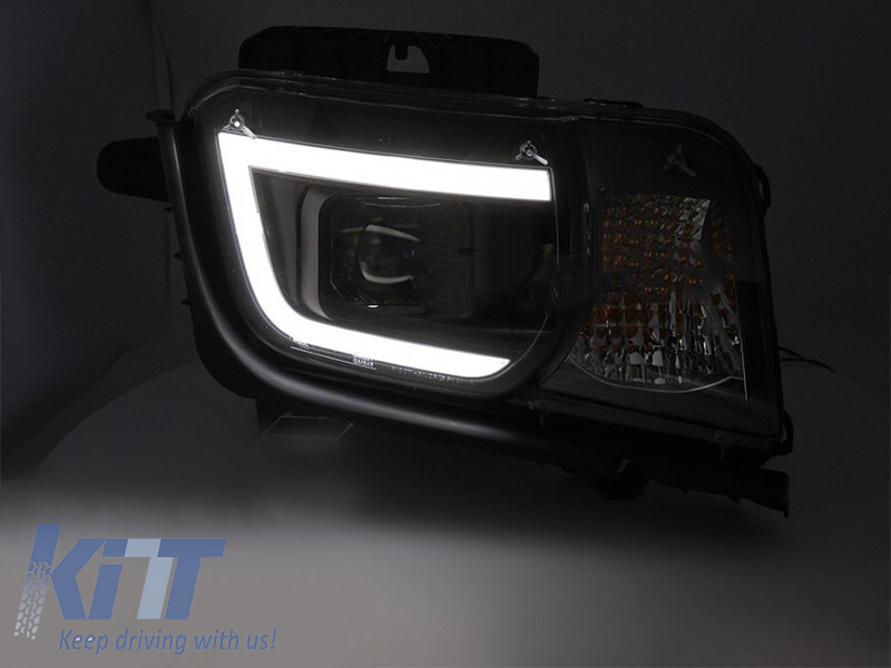 LED predné svetlá pre Chevrolet Camaro 2009–2013, čierne prevedenie, LED pás, set ľavé a pravé